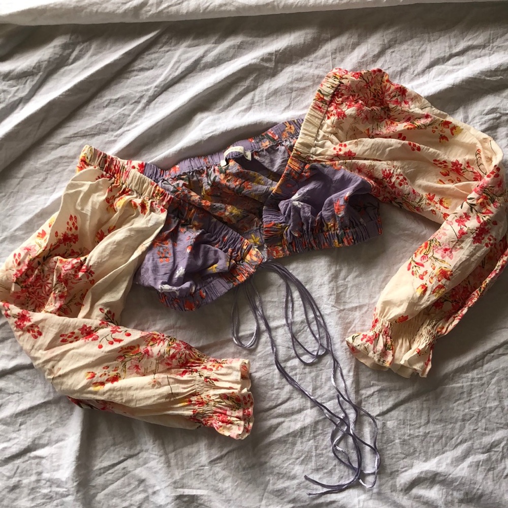 Floral tie top 💐